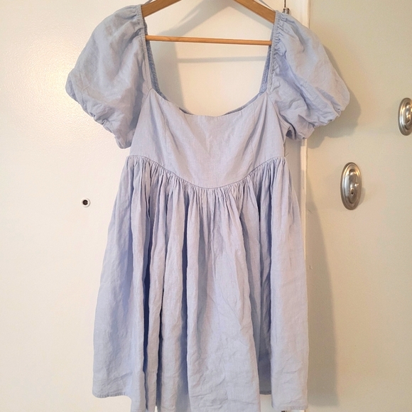 Puffed Sleeve Linen Dress - Picture 2 of 3